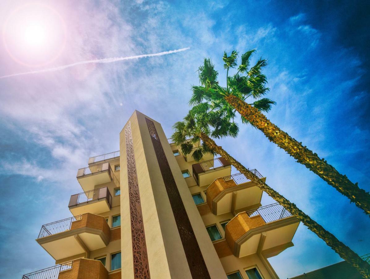 Almaluna Hotel&Resort Alba Adriatica Exterior foto